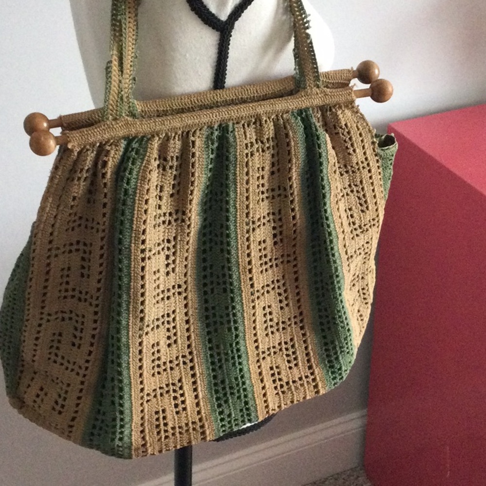 Vintage crocheted tote bag